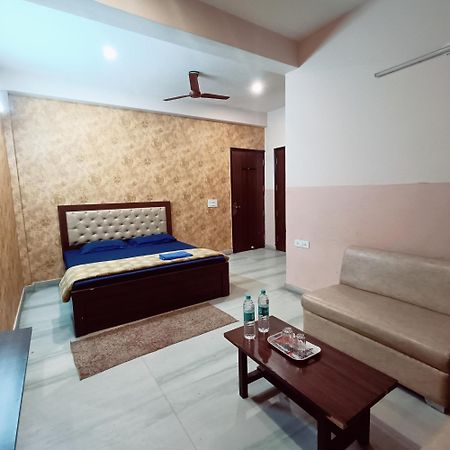 Mi Casa Sector 47 Apartment Gurgaon Bagian luar foto