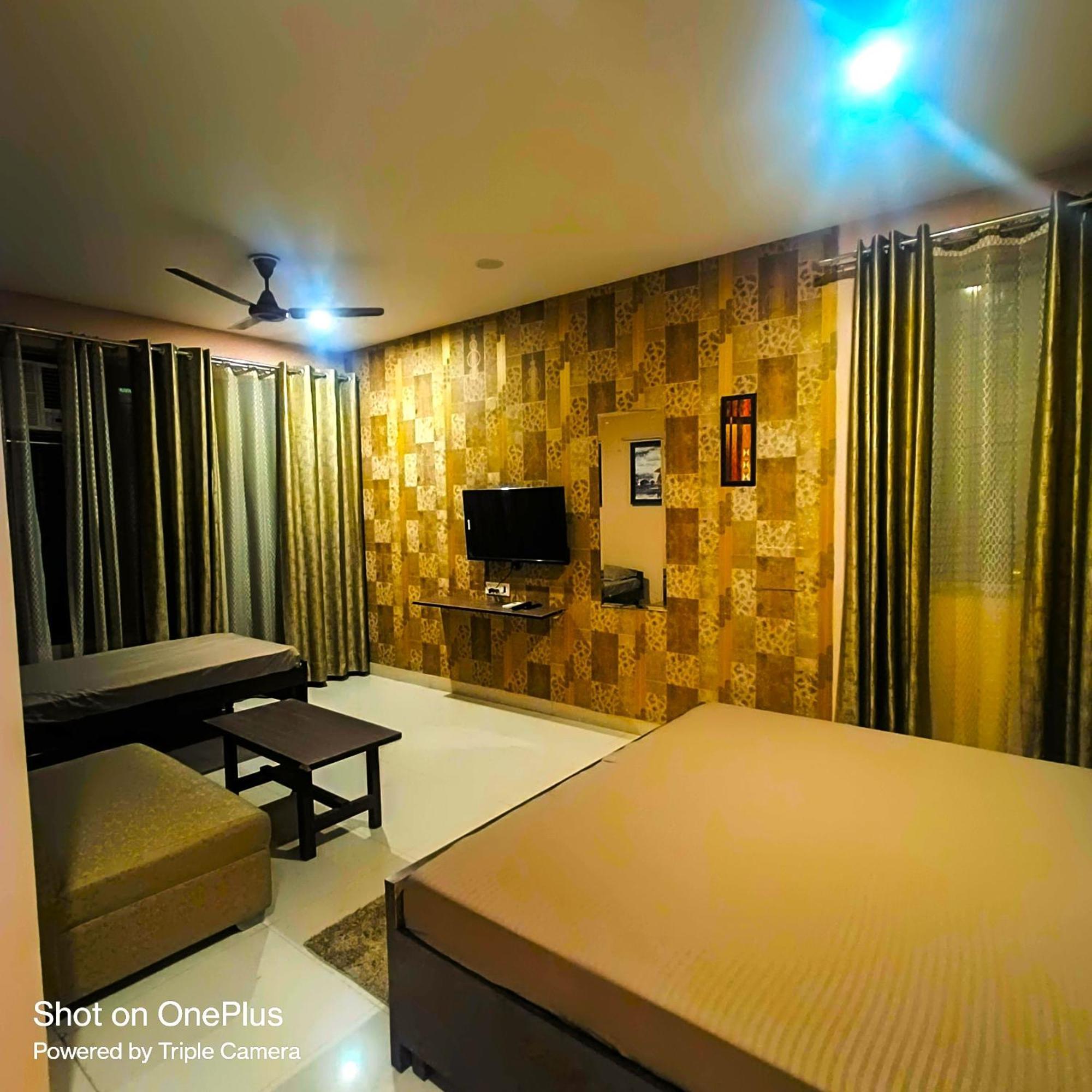 Mi Casa Sector 47 Apartment Gurgaon Bagian luar foto