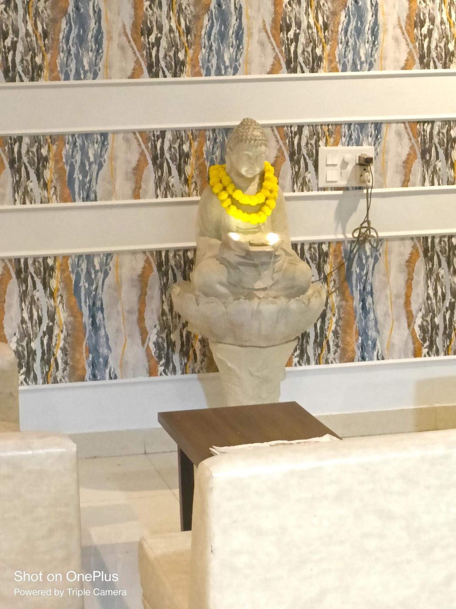 Mi Casa Sector 47 Apartment Gurgaon Bagian luar foto