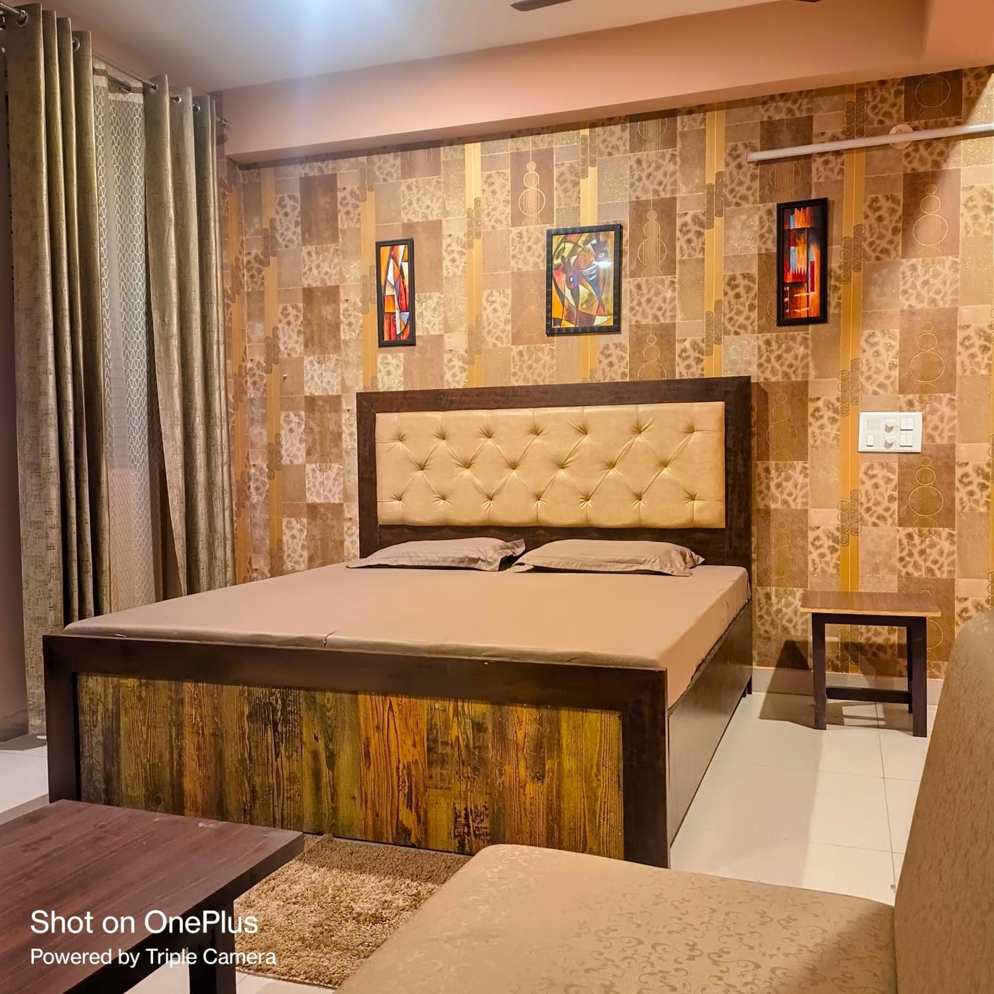 Mi Casa Sector 47 Apartment Gurgaon Bagian luar foto