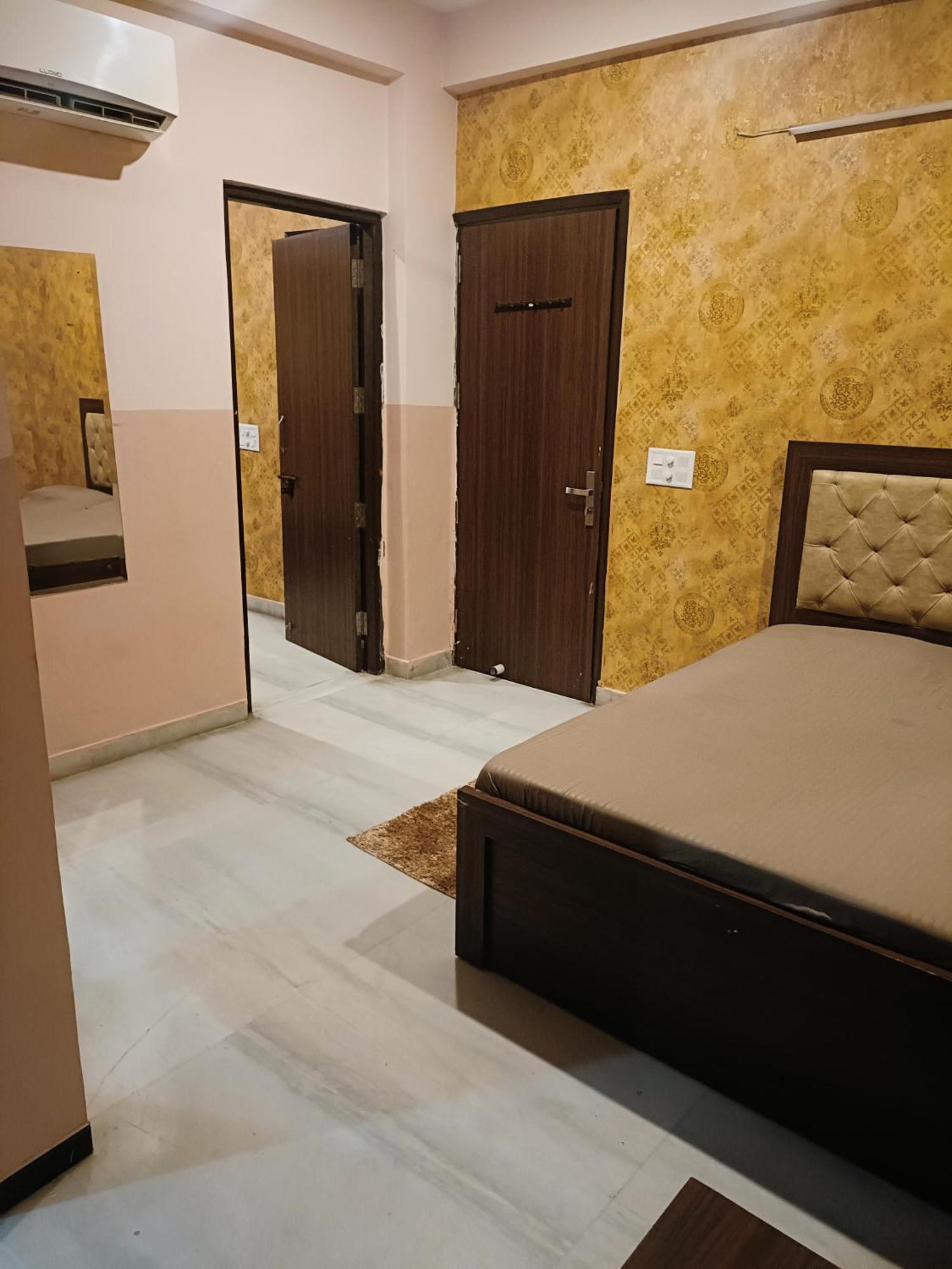 Mi Casa Sector 47 Apartment Gurgaon Bagian luar foto