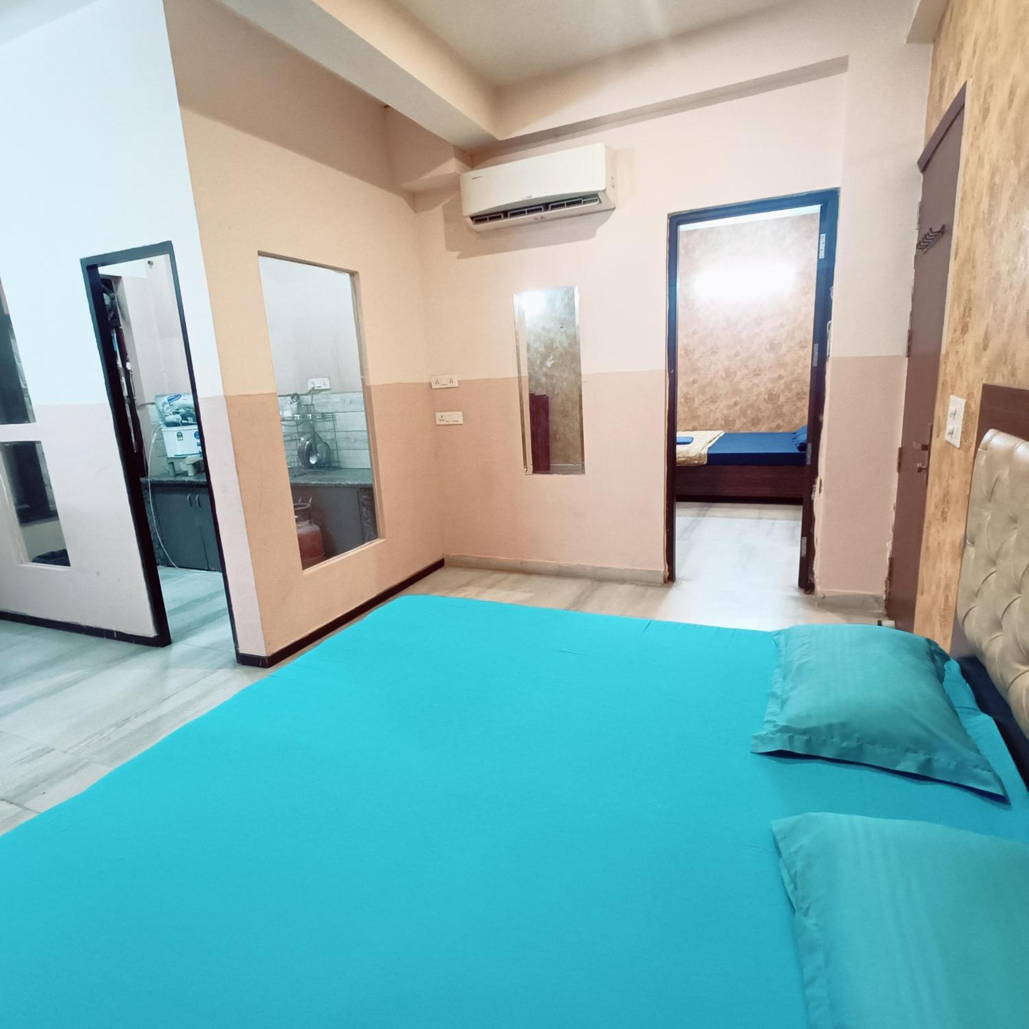 Mi Casa Sector 47 Apartment Gurgaon Bagian luar foto