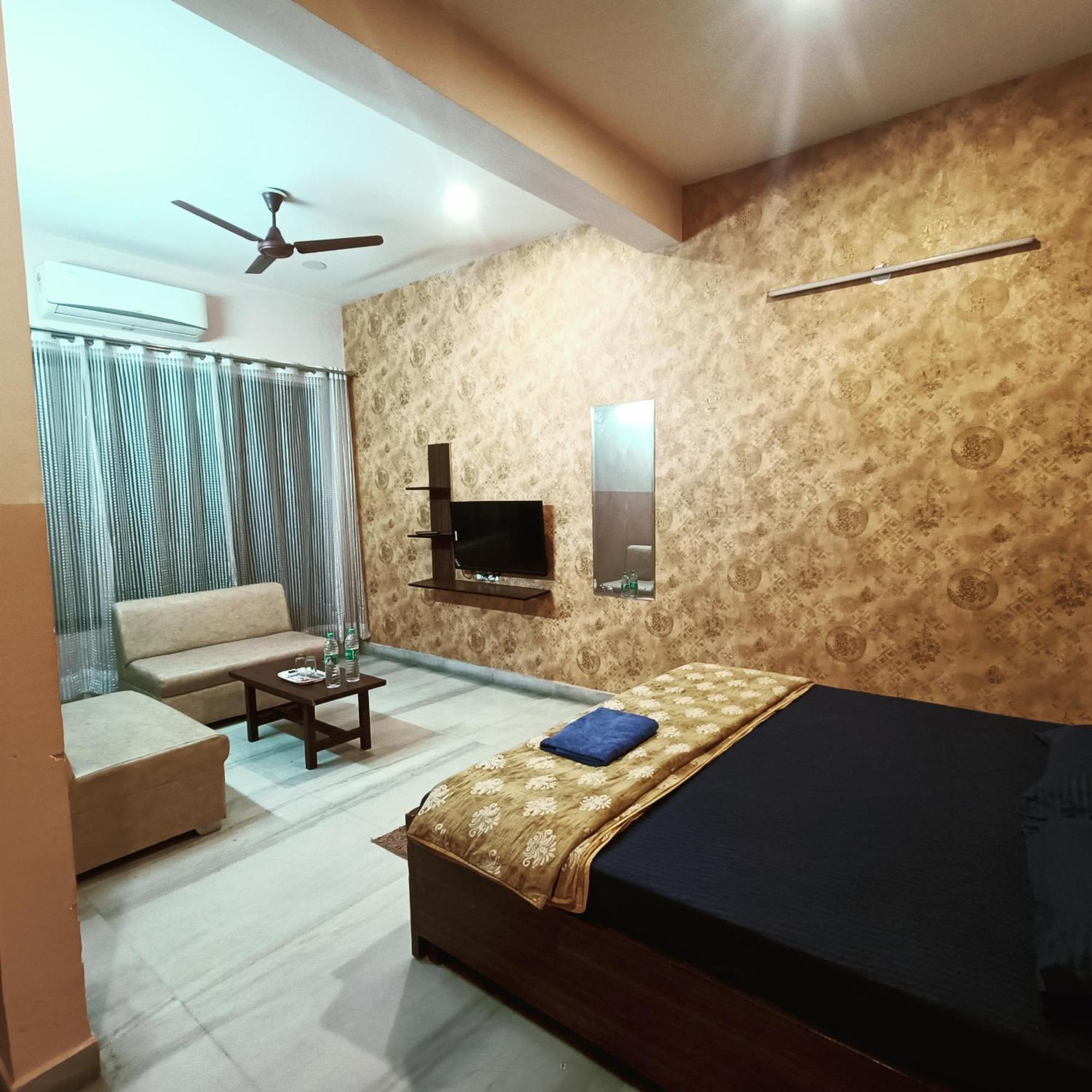 Mi Casa Sector 47 Apartment Gurgaon Bagian luar foto