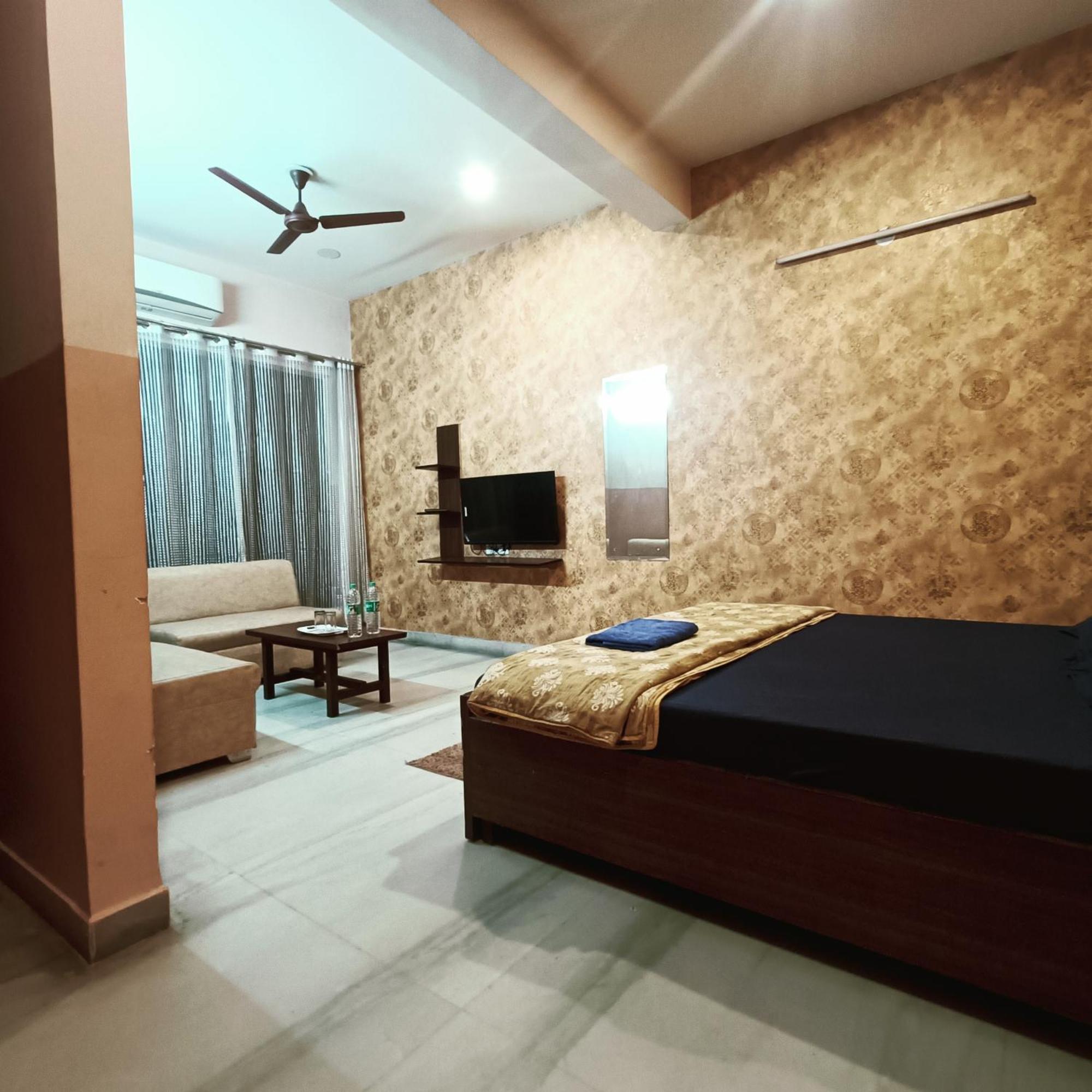 Mi Casa Sector 47 Apartment Gurgaon Bagian luar foto